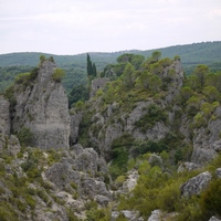 Photo de France - Le Cirque de Mourèze et le Lac du Salagou